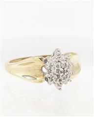 10K 2 Tone Gold 3.1g Diamond Starburst Cluster Ribbon Dimple Shank Ring Size-7.5